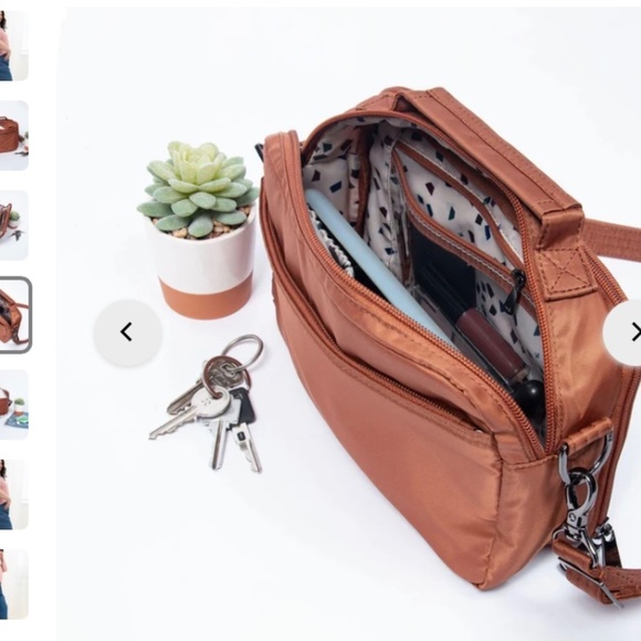 LUG Scoop 2 Crossbody Bag - Picture 10 of 10